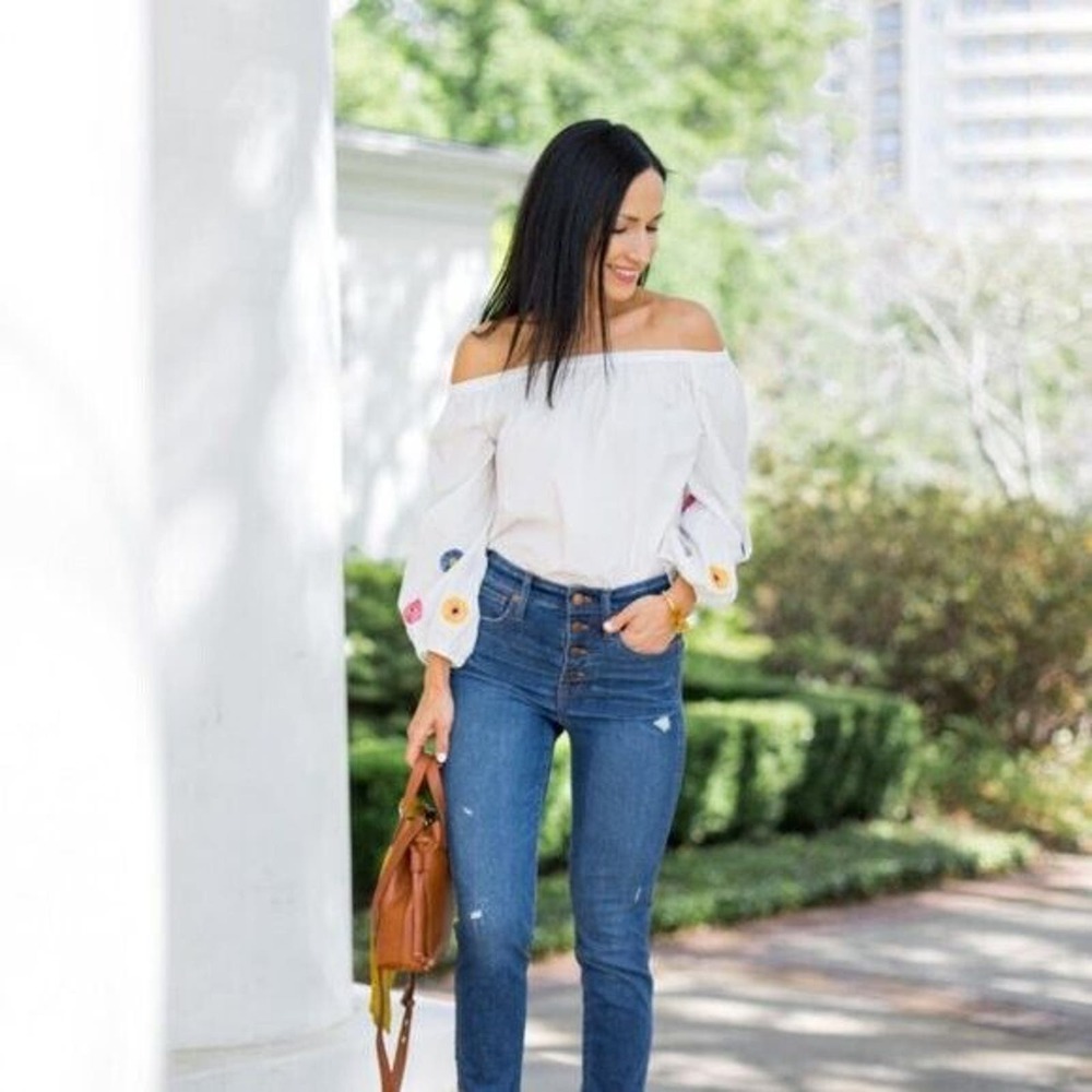 🌵 Madewell Women's White Embroidered Long Sleeve Off The Shoulder Top - Size XS - Picture 2 of 8